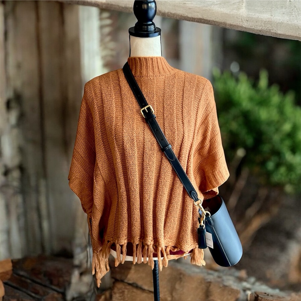 Ultra Flirt Marled Chunky Knit Fringe Oversized Poncho in Bronze Size Small